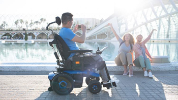 Aviva RX 40 Modulite, le nouveau modèle de fauteuil roulant d'Invacare